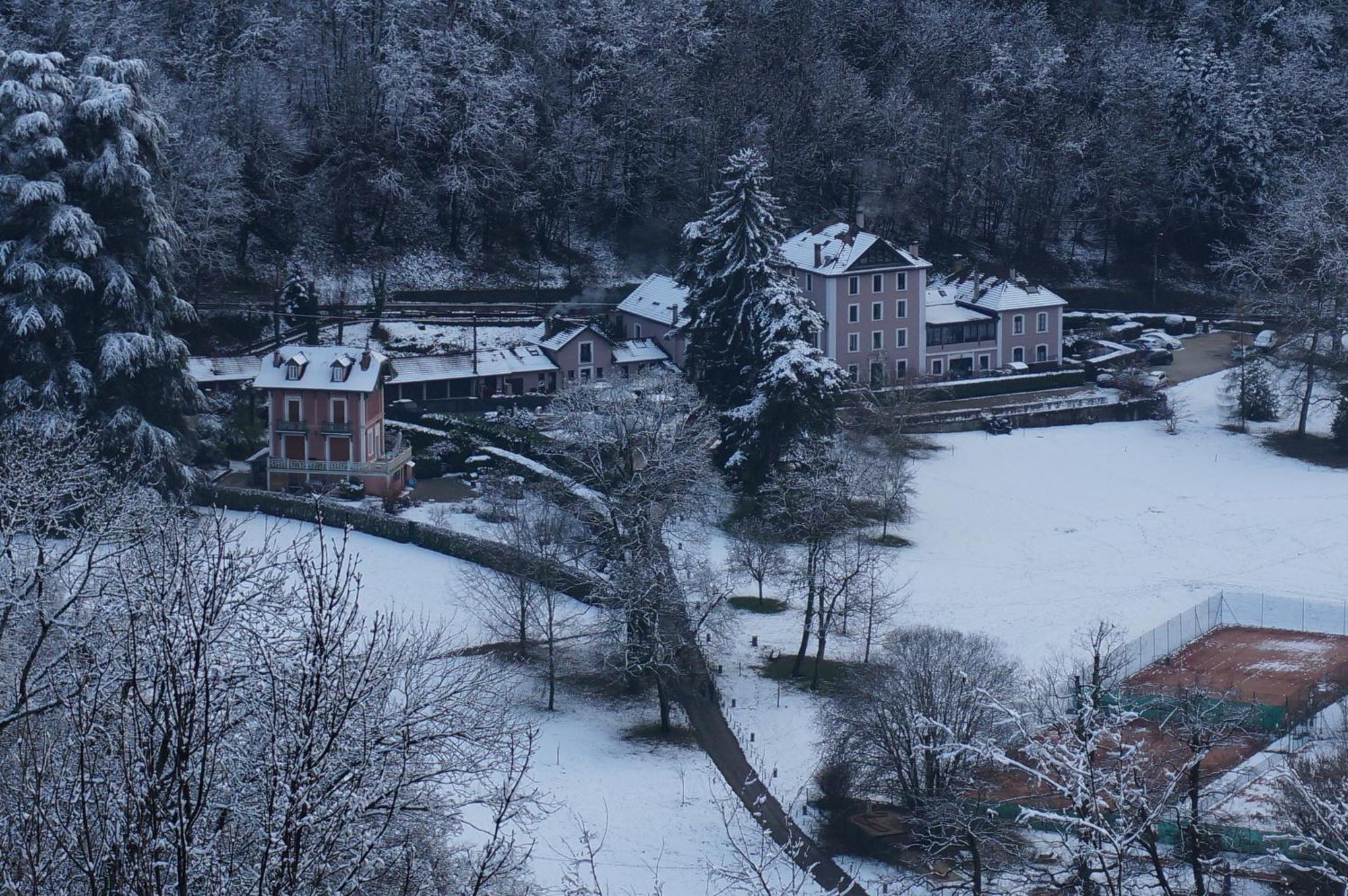 Residence Du Parc Saint-Martin-d'Uriage Экстерьер фото